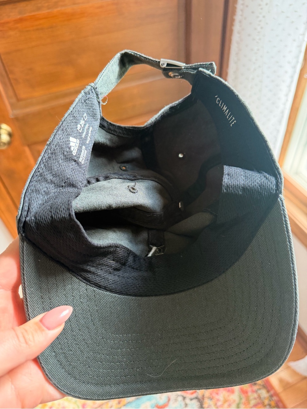 KIDS ADIDAS HAT - Picture 5 of 5